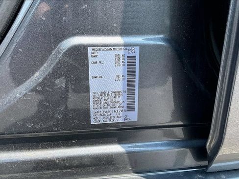 Used 2025 Nissan Leaf S FWD image 3