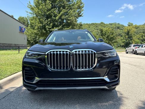Used 2020 BMW X7 xDrive40i w/ Premium Package AWD/4WD image 2