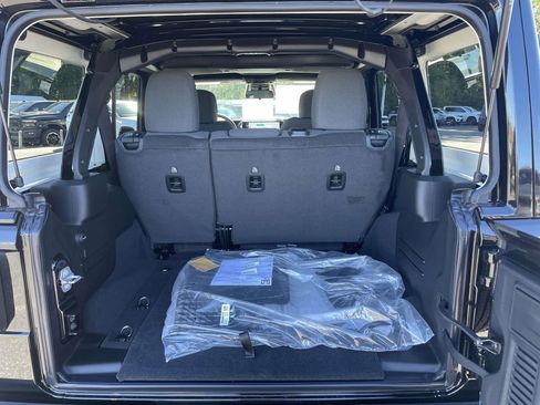 New 2026 Jeep Wrangler Unlimited Sport AWD/4WD image 40