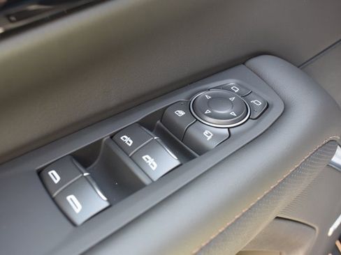 New 2026 Chevrolet Tahoe High Country AWD/4WD image 13