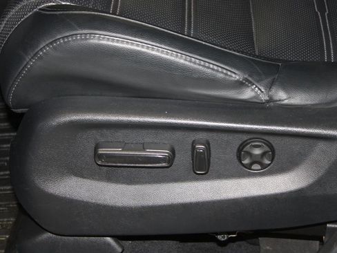 Used 2022 Honda CR-V EX-L image 13