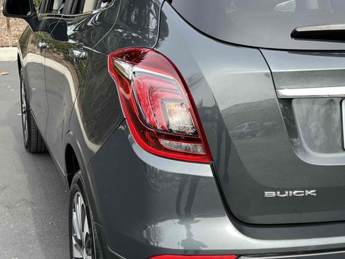 Used 2018 Buick Encore Essence image 54