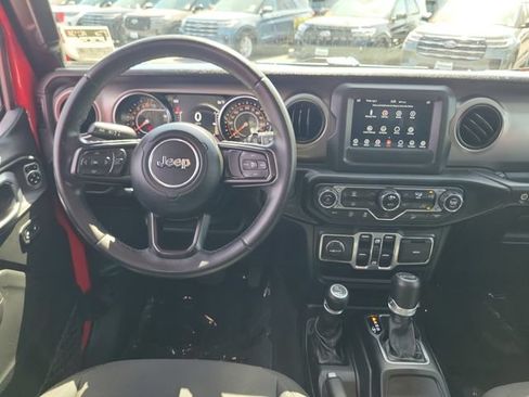 Used 2019 Jeep Wrangler Unlimited Sport S AWD/4WD image 4