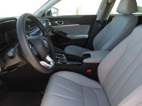 Certified 2025 Acura Integra image 14