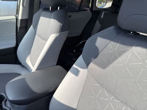 Used 2025 Toyota RAV4 XLE w/ Convenience Package AWD/4WD image 7