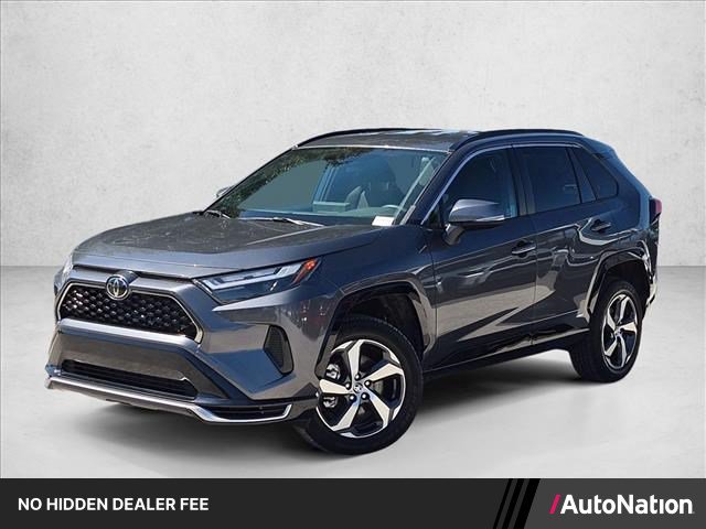 Used 2025 Toyota RAV4 SE AWD/4WD image 1