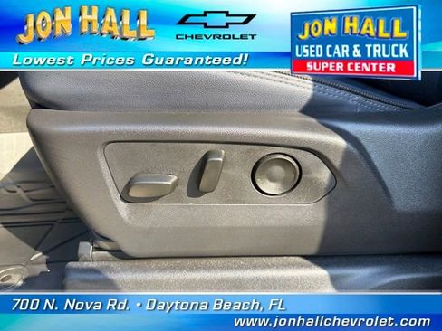 Used 2024 Chevrolet Silverado 1500 High Country w/ High Country Premium Package image 20