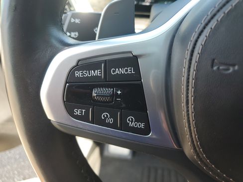 Used 2024 BMW X5 xDrive40i w/ M Sport Package AWD/4WD image 13