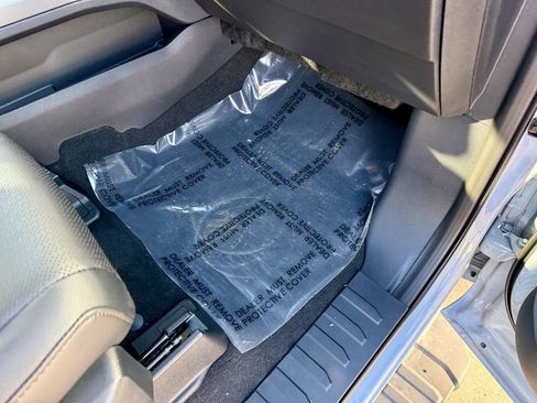 New 2025 Ford F350 Lariat w/ Lariat Ultimate Package image 21