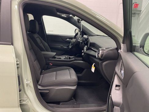 New 2026 Chevrolet Equinox LT w/ Safety and Technology Package image 33