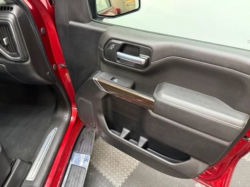 Used 2021 Chevrolet Silverado 1500 LT AWD/4WD image 36