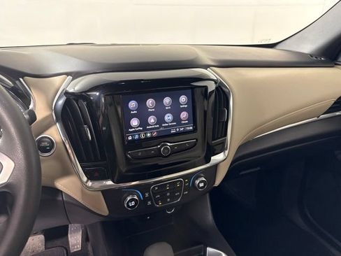 Used 2023 Chevrolet Traverse LS AWD/4WD image 20