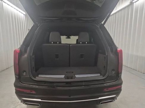 Certified 2025 Cadillac XT6 Premium Luxury image 16