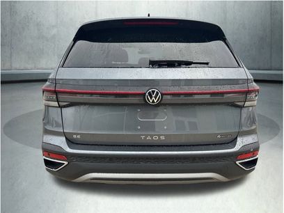 New 2026 Volkswagen Taos SE