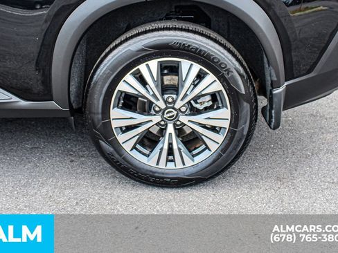 Used 2023 Nissan Rogue SV FWD image 12