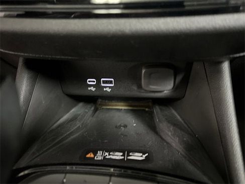 Certified 2024 Buick Envista Avenir image 34