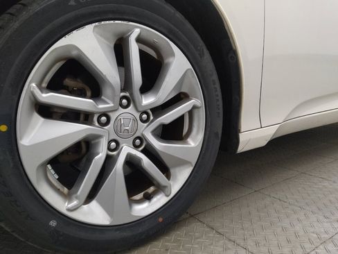 Used 2018 Honda Accord LX image 31