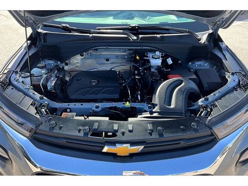 Used 2023 Chevrolet TrailBlazer LT AWD/4WD image 27