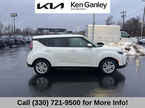 Certified 2023 Kia Soul LX image 8