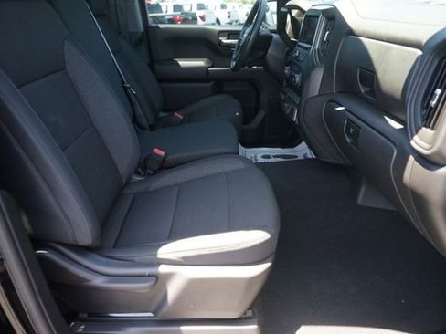 Used 2025 Chevrolet Silverado 1500 Custom AWD/4WD image 18