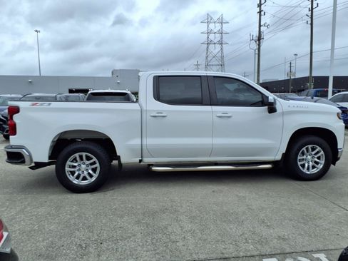 Used 2019 Chevrolet Silverado 1500 LT w/ All-Star Edition AWD/4WD image 27