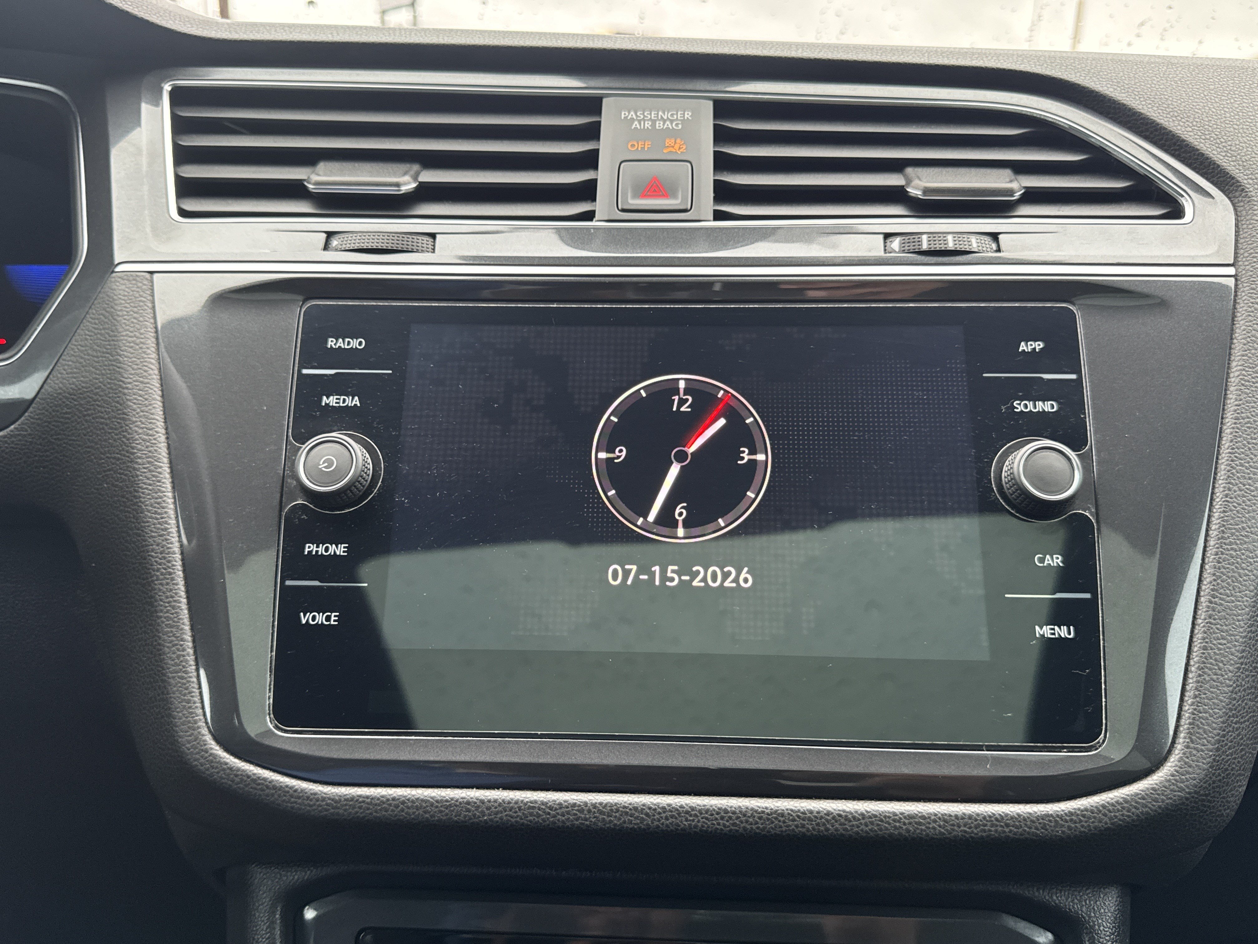 Used 2023 Volkswagen Tiguan SE R-Line FWD image 18