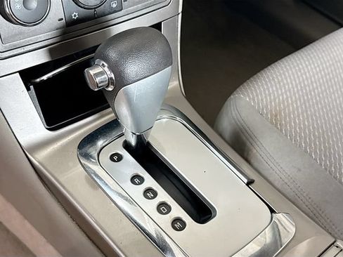 Used 2009 Saturn Aura XE FWD image 15