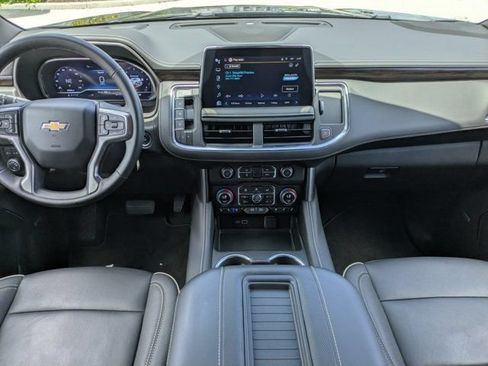 Used 2024 Chevrolet Tahoe Premier AWD/4WD image 14
