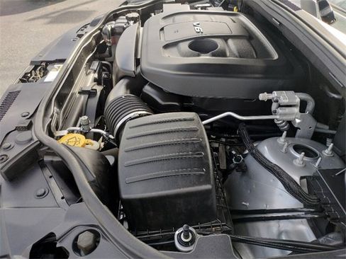 Used 2017 Jeep Grand Cherokee Limited image 15