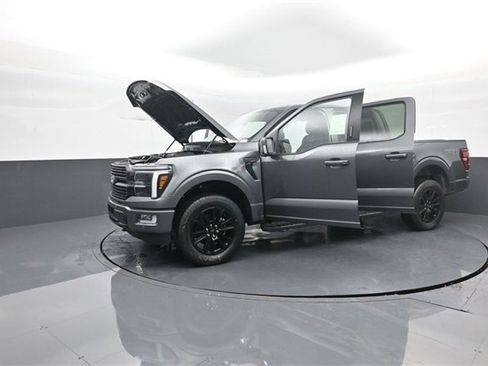 New 2026 Ford F150 Platinum w/ FX4 Off-Road Package image 38