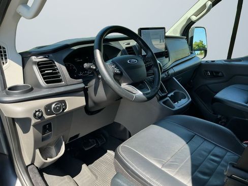 Used 2022 Ford Transit 350 XLT AWD/4WD image 11
