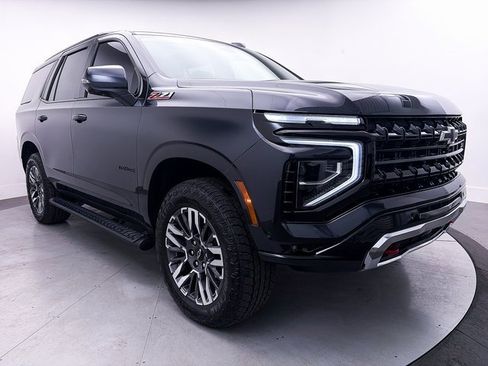 Used 2025 Chevrolet Tahoe Z71 w/ Comfort Package image 12