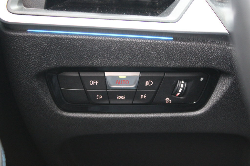 Used 2023 BMW i4 eDrive40 w/ M Sport Package RWD image 28