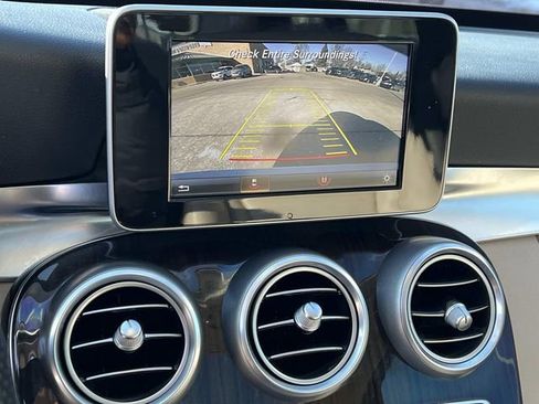 Used 2017 Mercedes-Benz C 300 4MATIC Sedan image 24