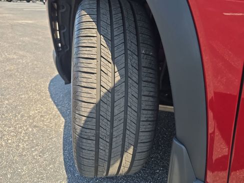 Used 2025 Honda Pilot Black Edition image 30