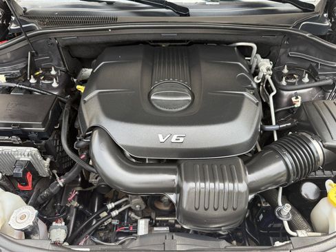 Used 2014 Dodge Durango SXT image 17