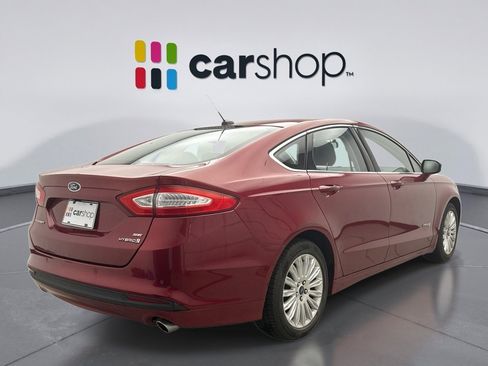 Used 2014 Ford Fusion SE w/ Equipment Group 502A FWD image 4