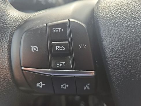 Used 2025 Ford Escape Active AWD/4WD image 15