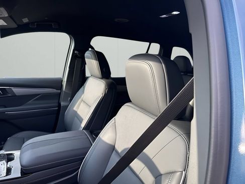 New 2026 Buick Enclave Preferred FWD image 27