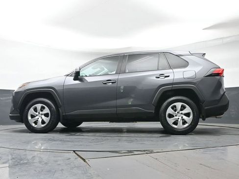 Used 2023 Toyota RAV4 LE AWD/4WD image 29