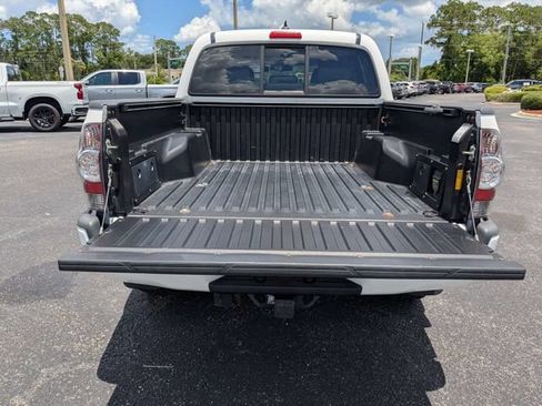 Used 2014 Toyota Tacoma PreRunner w/ TRD Sport Package RWD image 12
