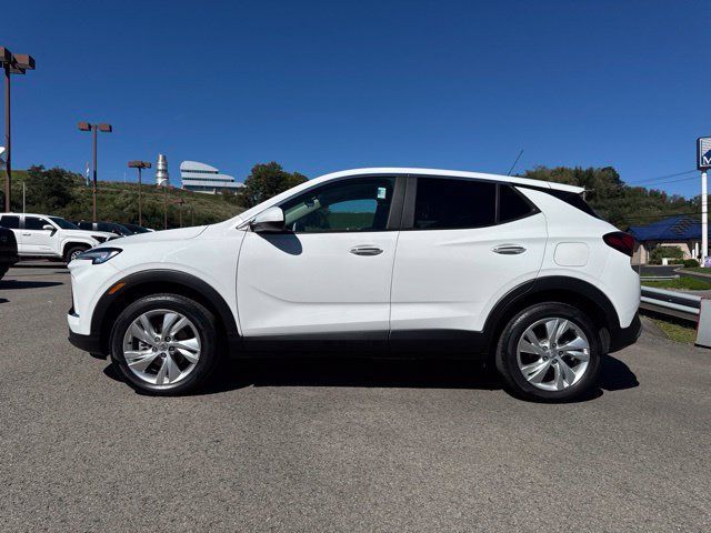 Used 2025 Buick Encore GX Preferred AWD/4WD image 3