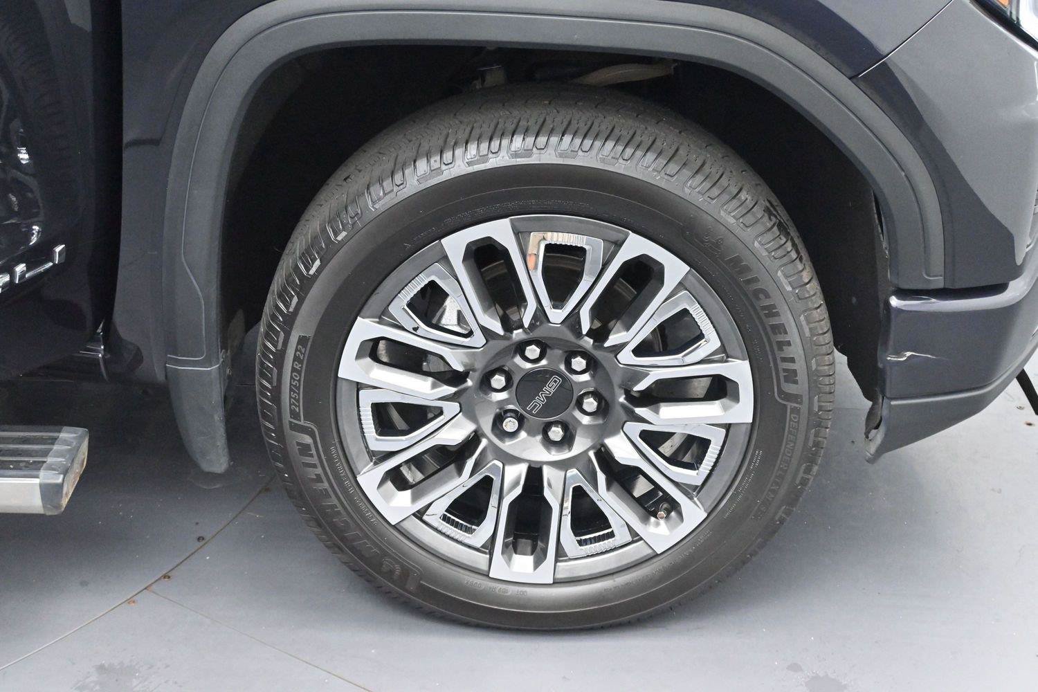 Used 2023 GMC Sierra 1500 Denali Ultimate AWD/4WD image 10