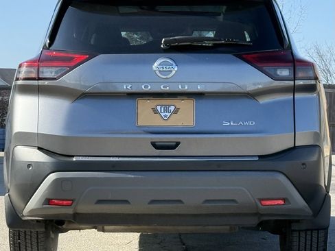 Used 2021 Nissan Rogue SL image 4