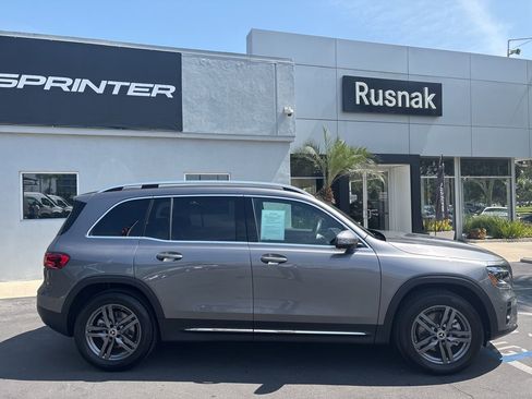 Certified 2026 Mercedes-Benz GLB 250 image 1