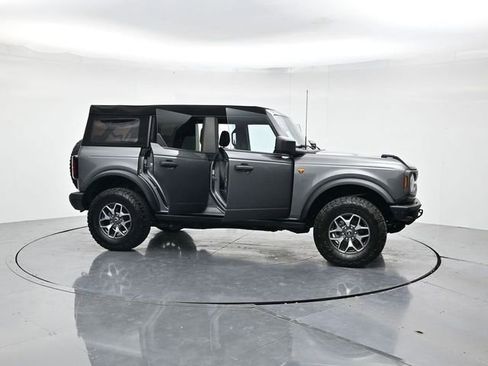 Used 2024 Ford Bronco Badlands AWD/4WD image 46