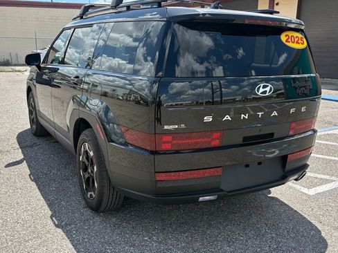 Used 2025 Hyundai Santa Fe SEL image 5