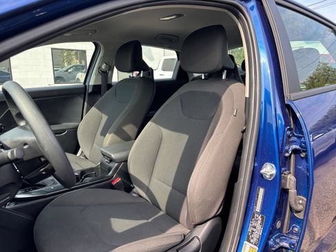 Used 2026 Kia K4 FWD image 30