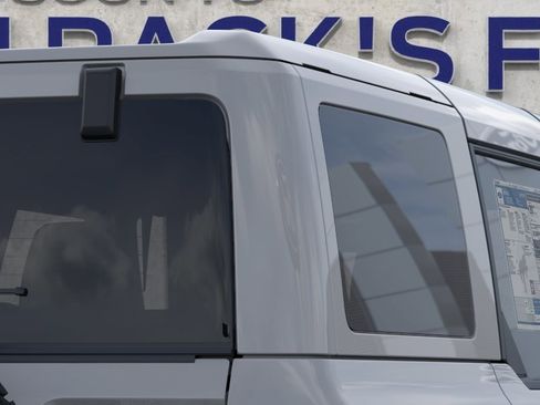 New 2026 Ford Bronco Outer Banks AWD/4WD image 25