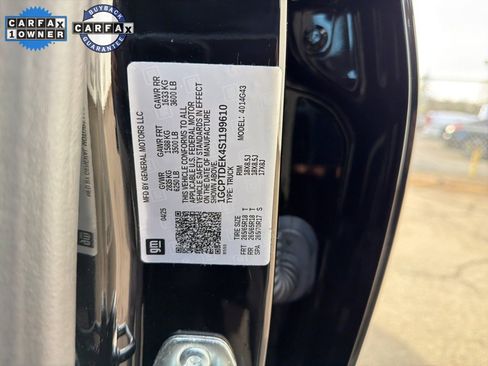 Used 2025 Chevrolet Colorado Z71 w/ Technology Package image 42